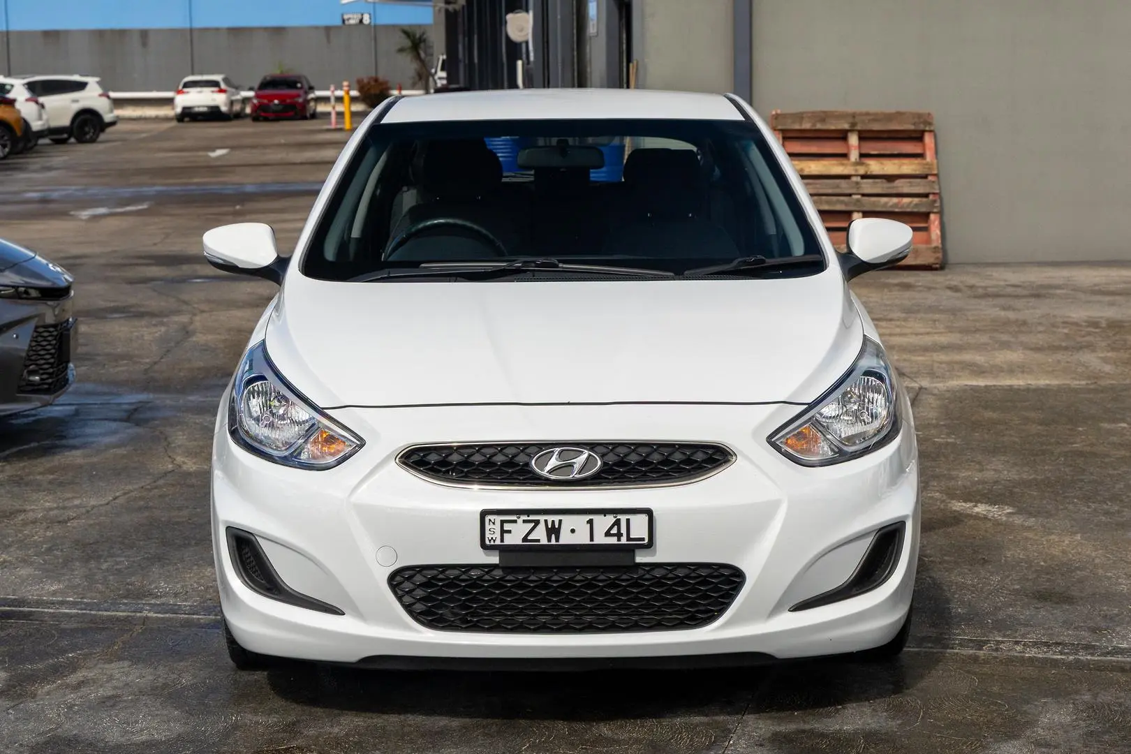 2018 Hyundai Accent Gallery Image 4