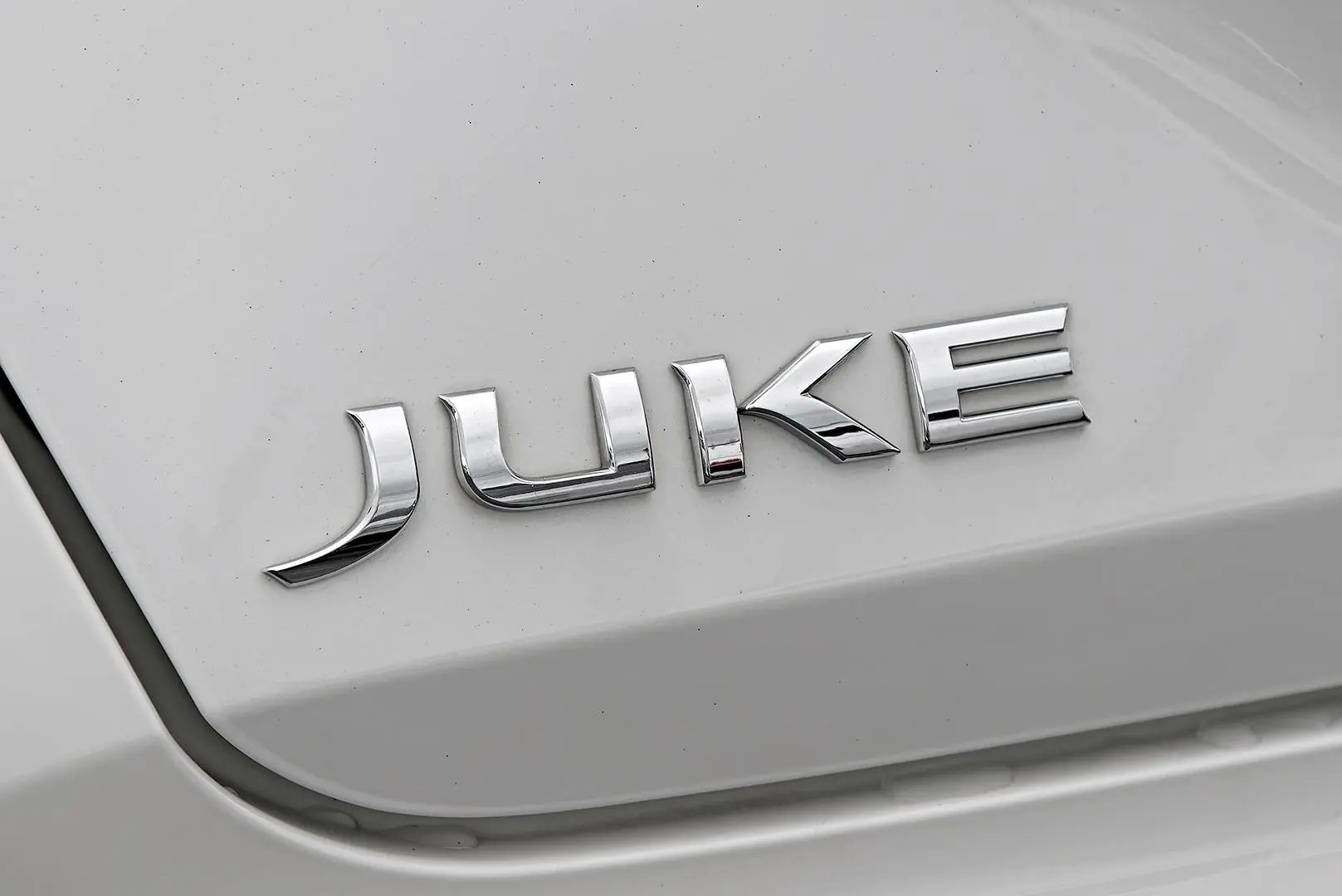 2020 Nissan JUKE Gallery Image 20