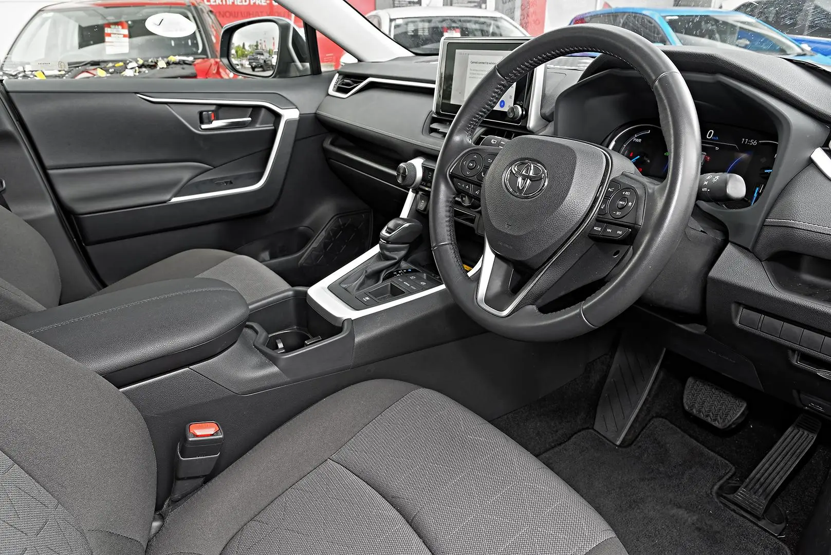 2024 Toyota RAV4 Gallery Image 7