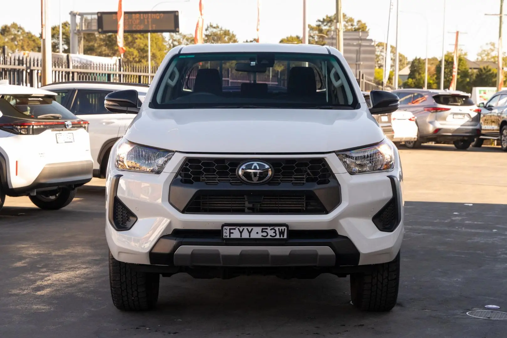 2025 Toyota Hilux Gallery Image 4