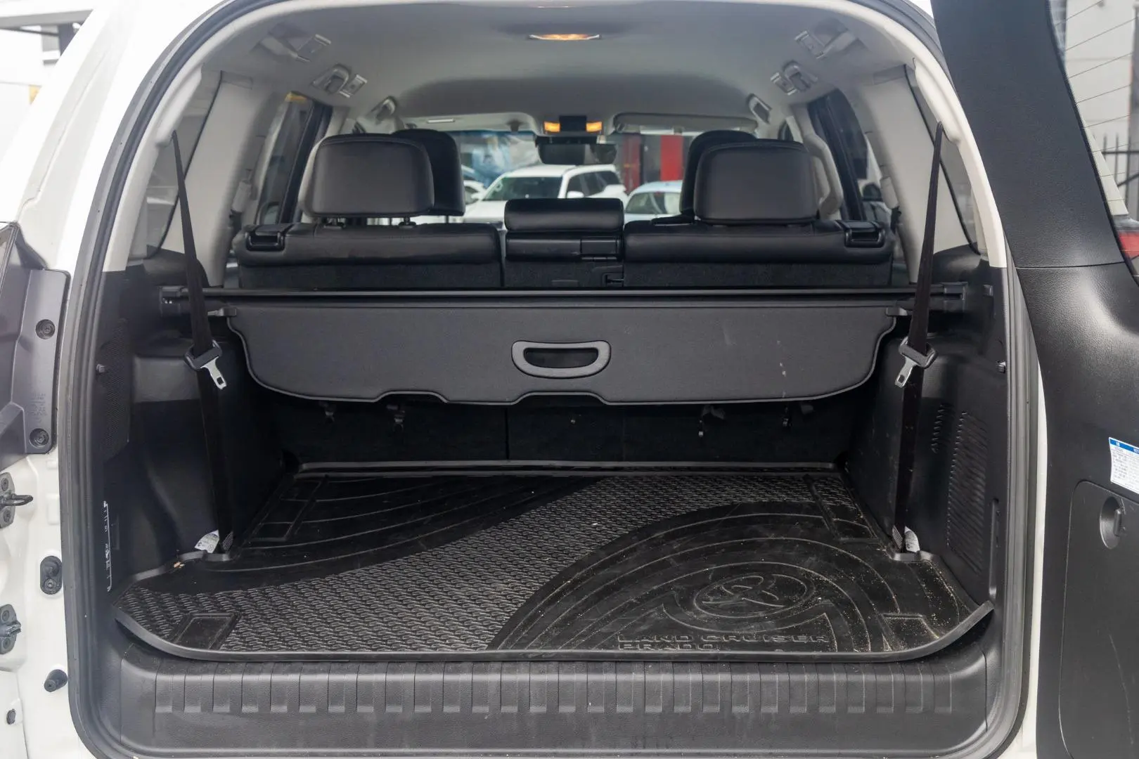2022 Toyota Landcruiser Prado Gallery Image 19