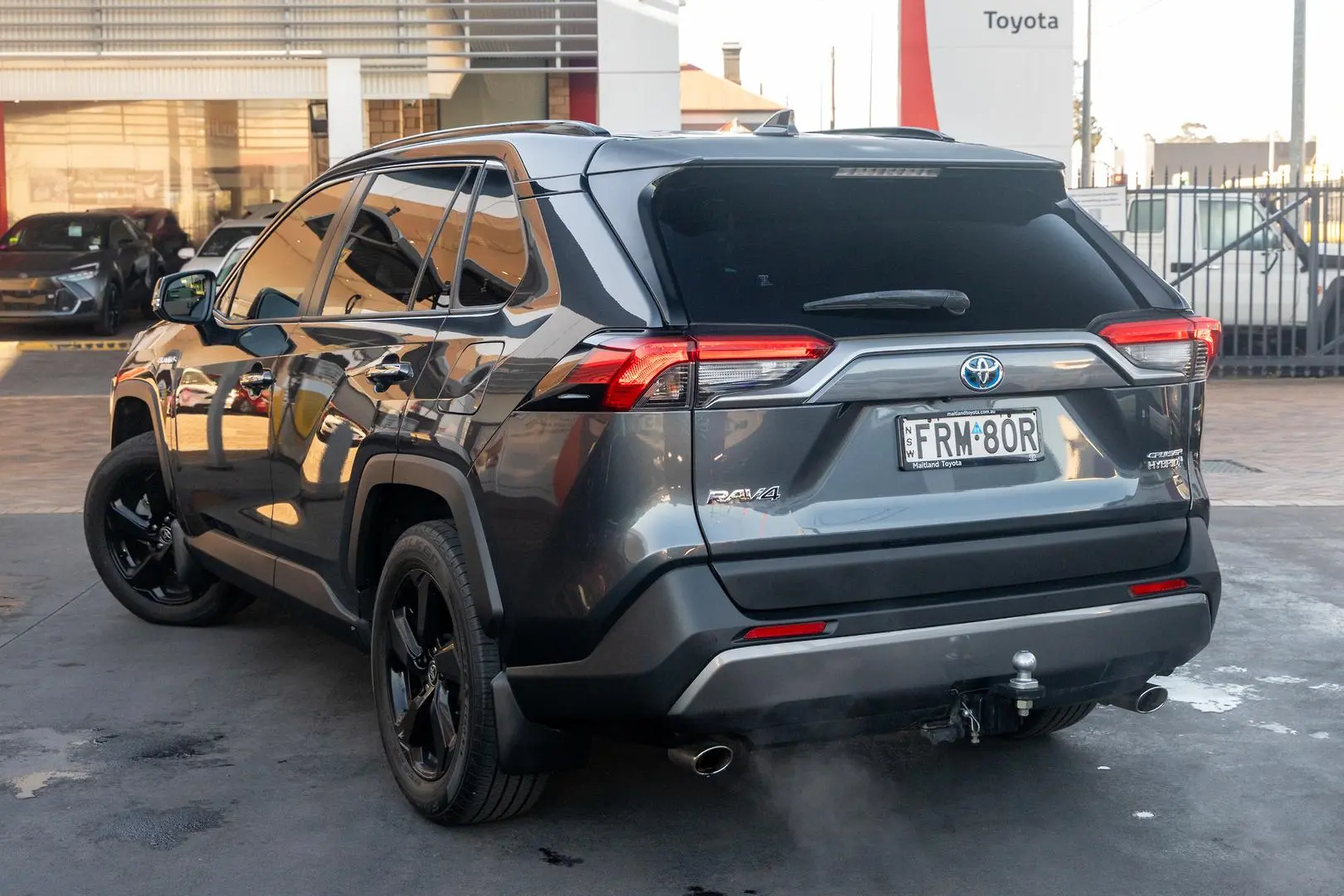 2020 Toyota RAV4 Gallery Image 2