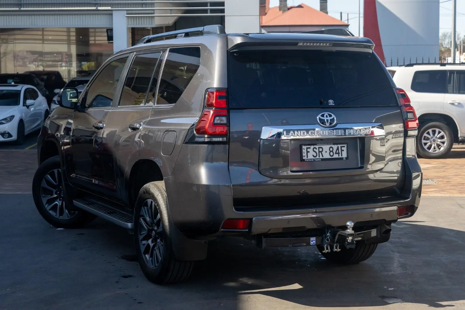 2022 Toyota Landcruiser Prado Gallery Image 2