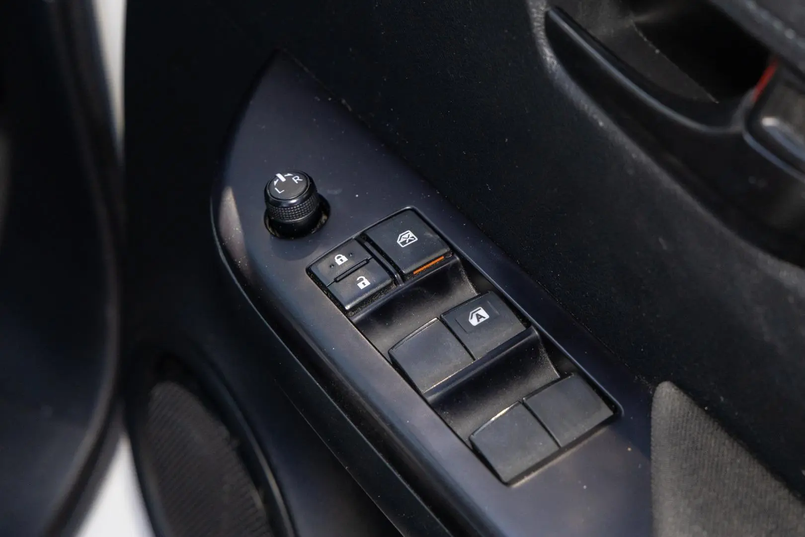 2021 Toyota Hilux Gallery Image 18