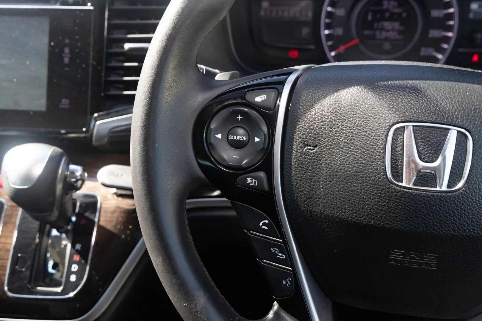 2016 Honda Odyssey Gallery Image 12