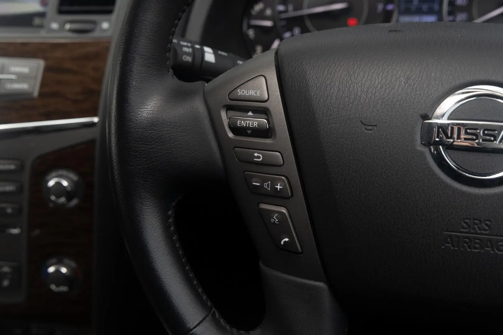 2020 Nissan Patrol Gallery Image 11