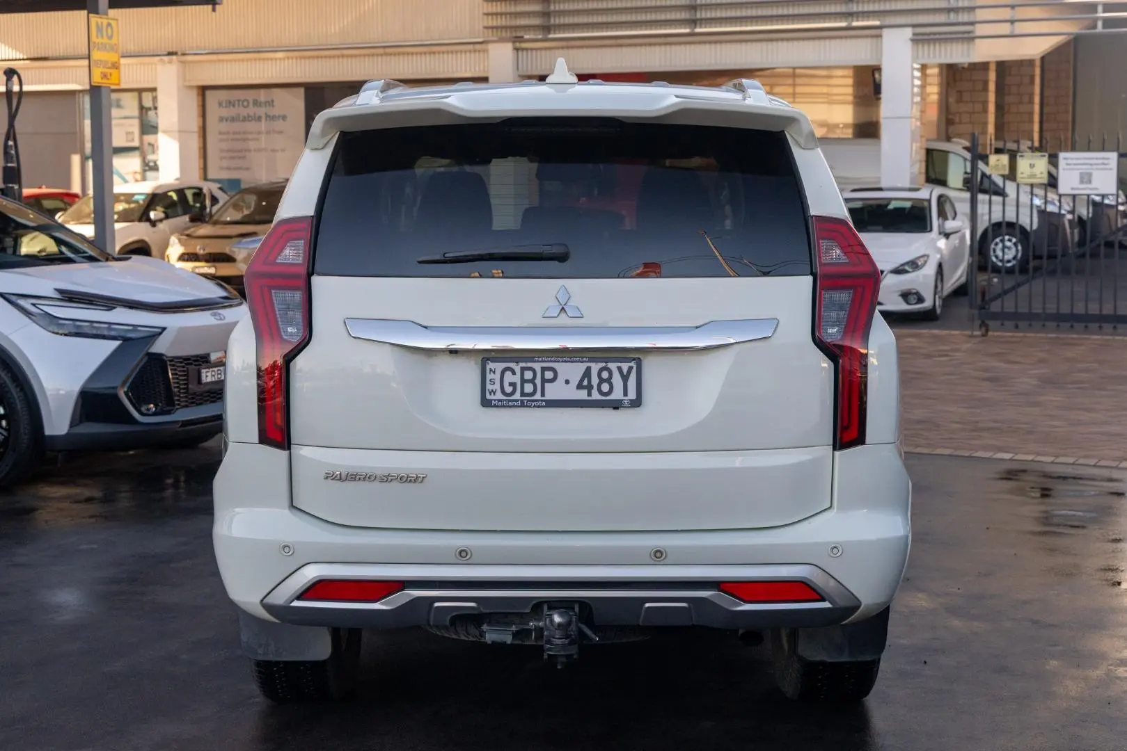2022 Mitsubishi Pajero Sport Gallery Image 5