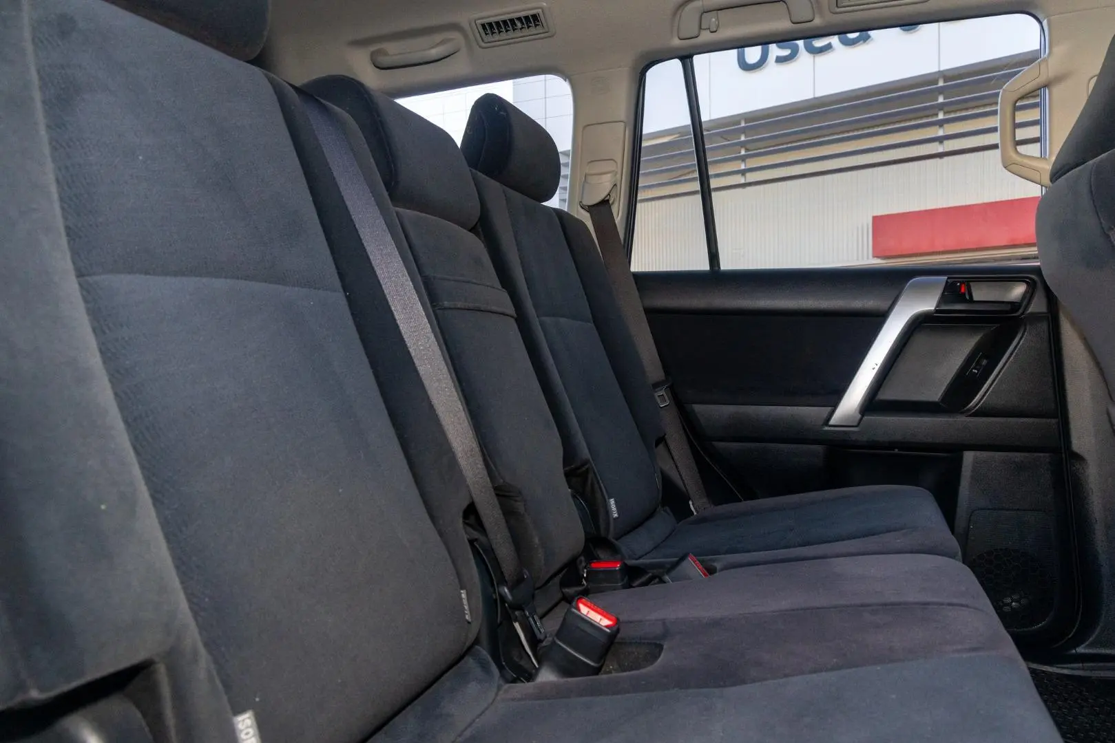 2022 Toyota Landcruiser Prado Gallery Image 9