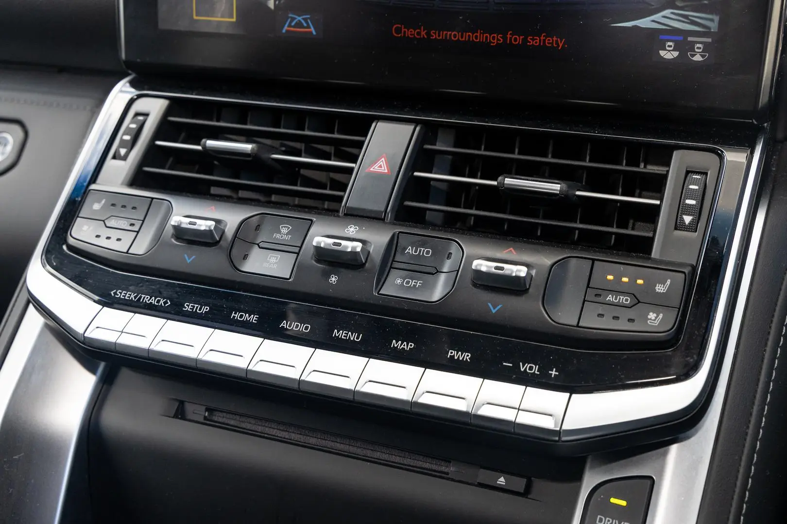 2022 Toyota Landcruiser Gallery Image 16