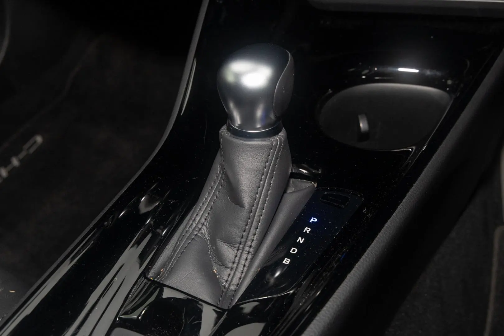 2023 Toyota C-HR Gallery Image 17