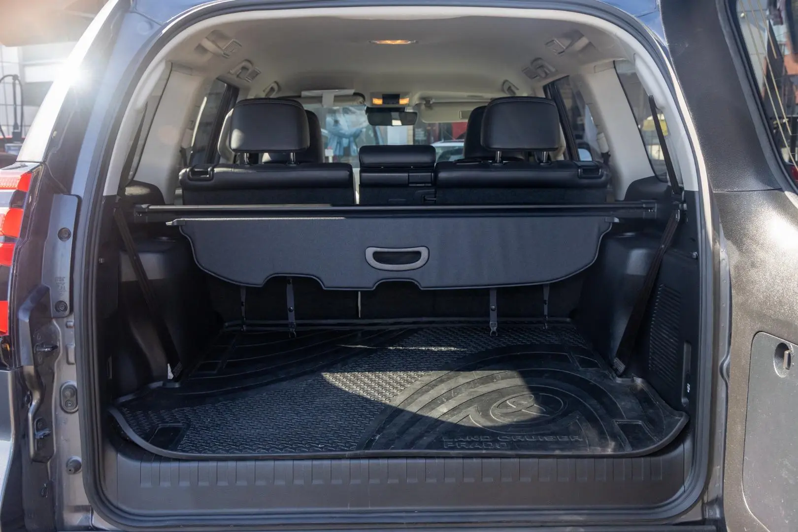 2022 Toyota Landcruiser Prado Gallery Image 20