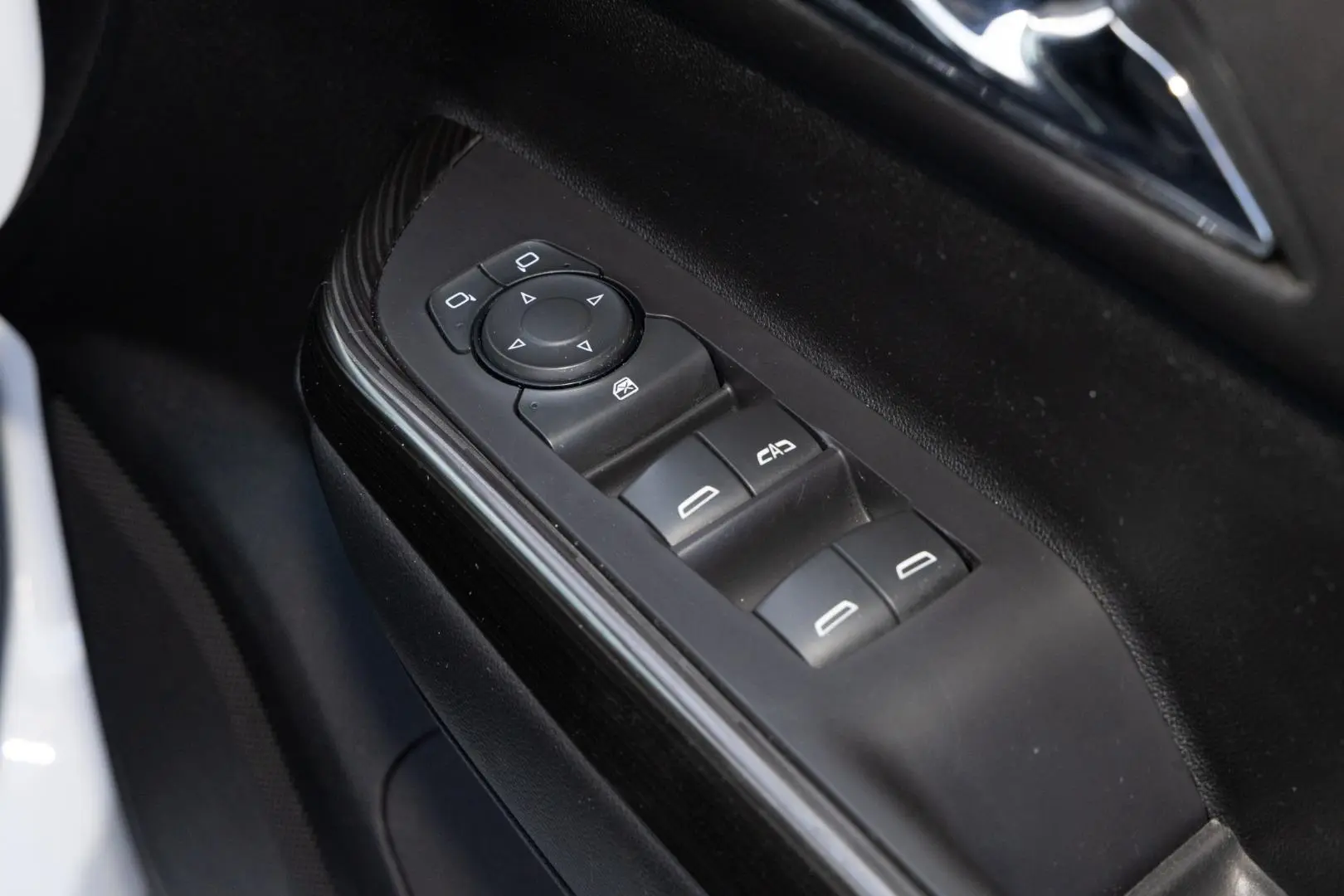 2019 Holden Acadia Gallery Image 18