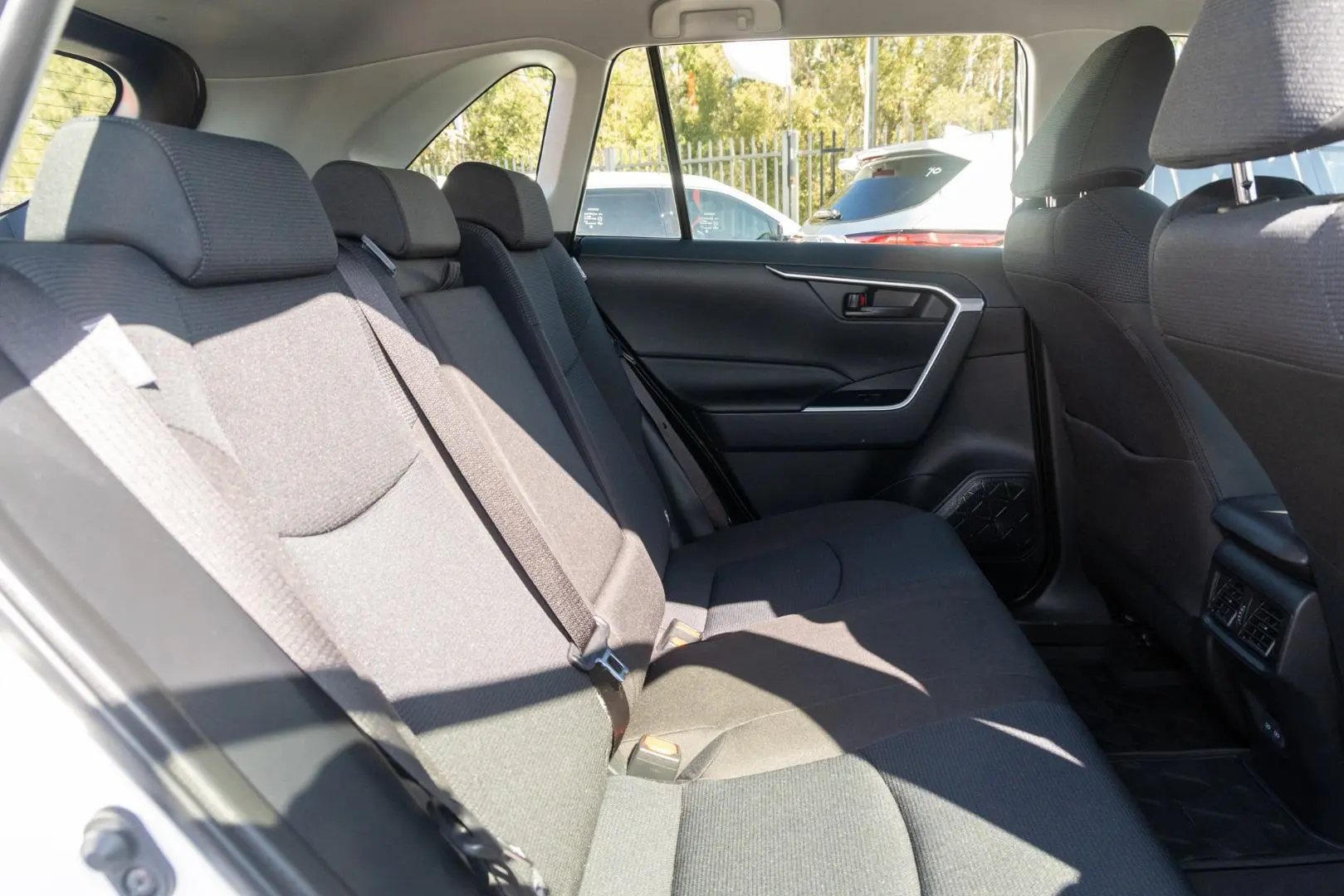 2025 Toyota RAV4 Gallery Image 10