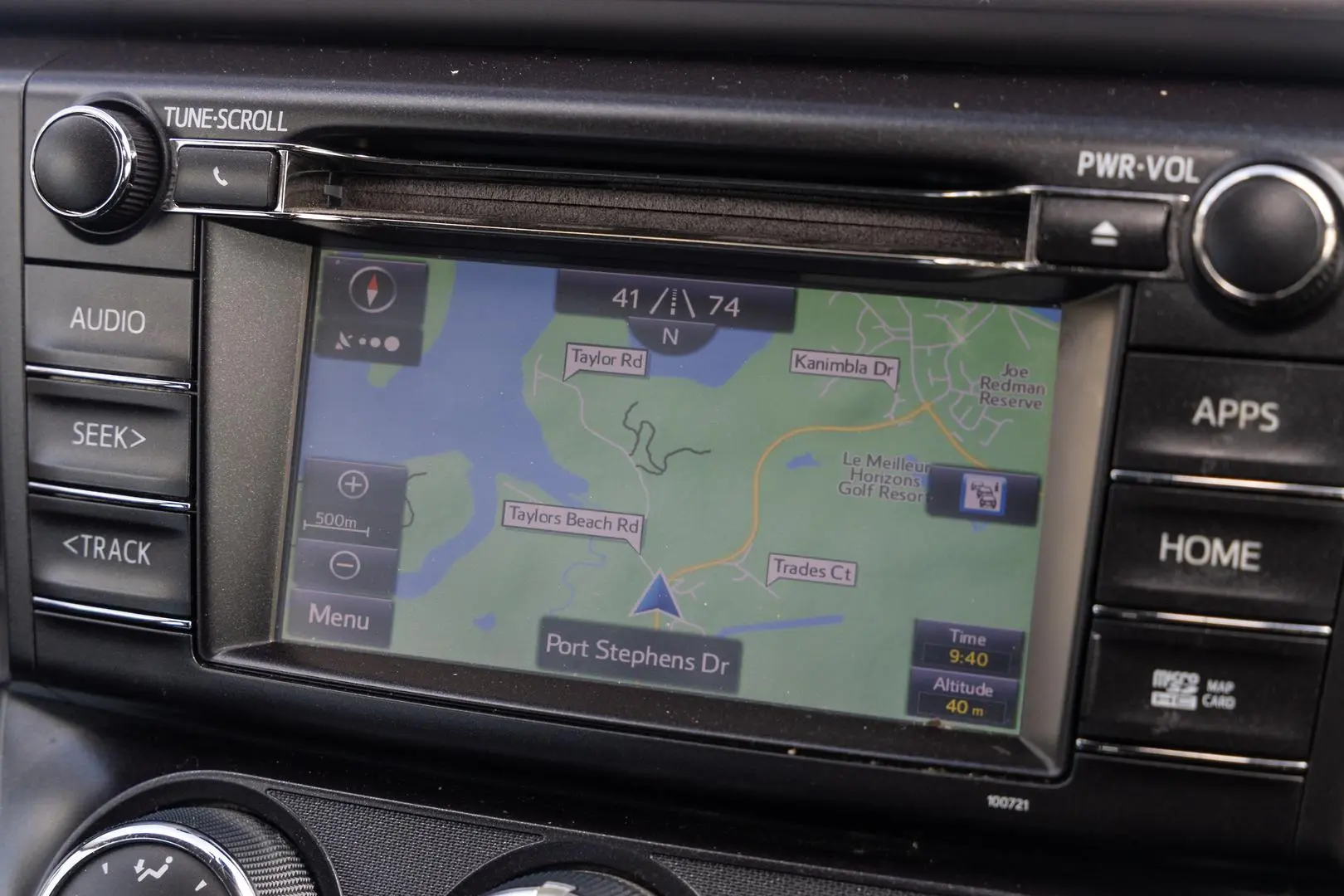 2018 Toyota RAV4 Gallery Image 14
