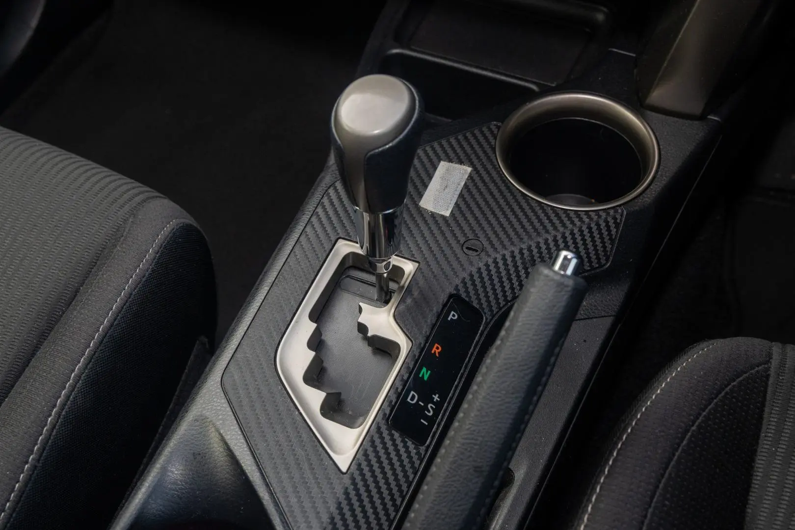 2013 Toyota RAV4 Gallery Image 17