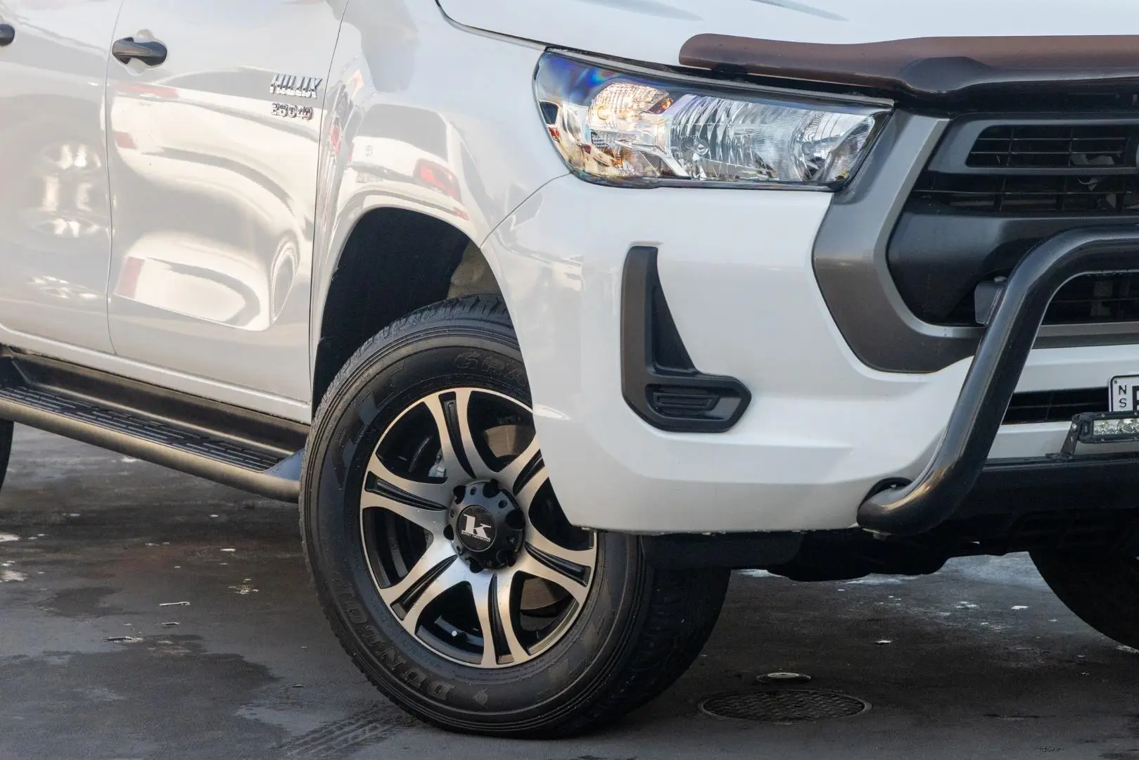 2022 Toyota Hilux Gallery Image 6