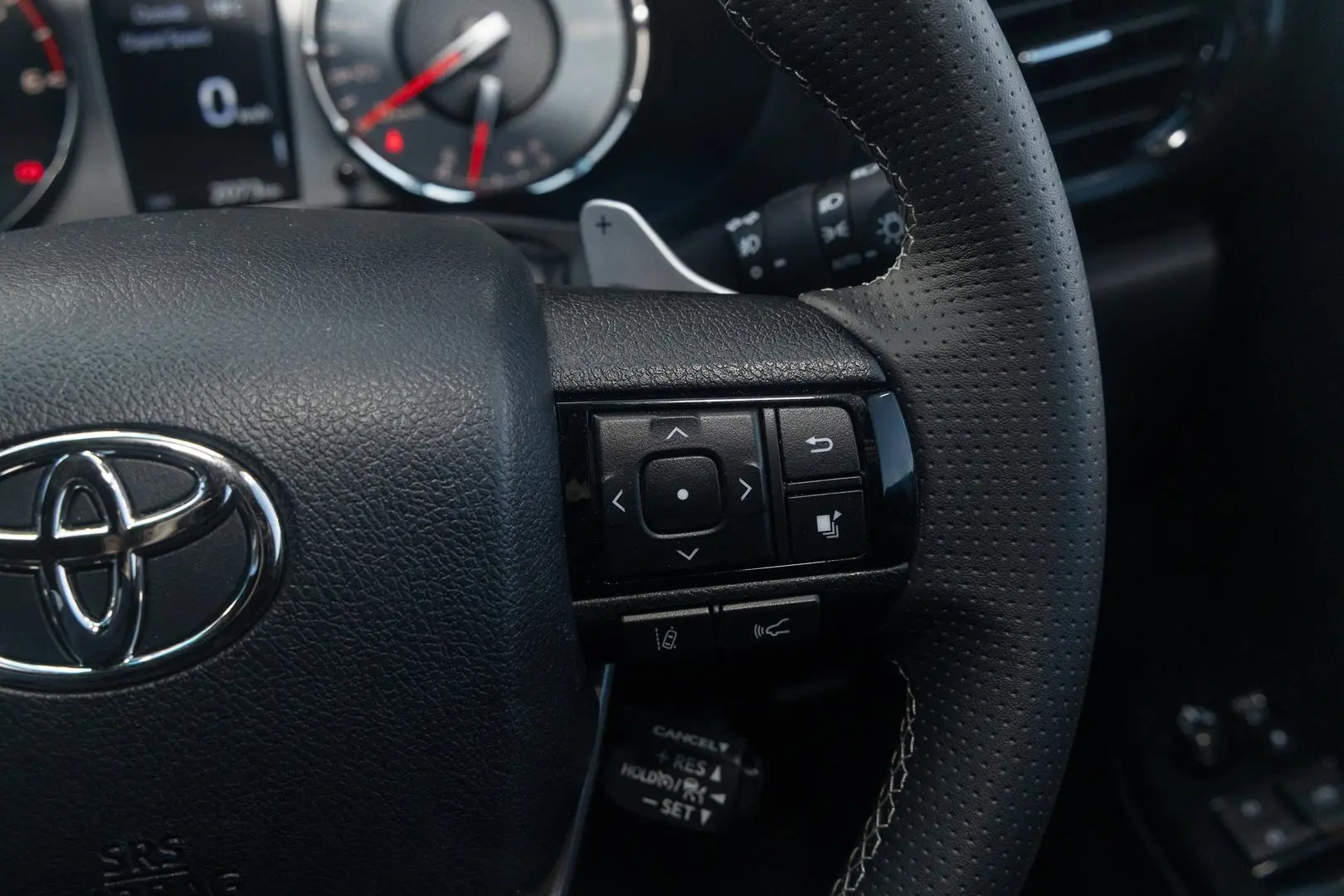 2024 Toyota Hilux Gallery Image 12