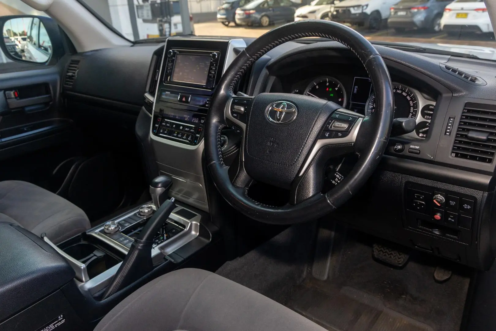 2019 Toyota Landcruiser Gallery Image 7