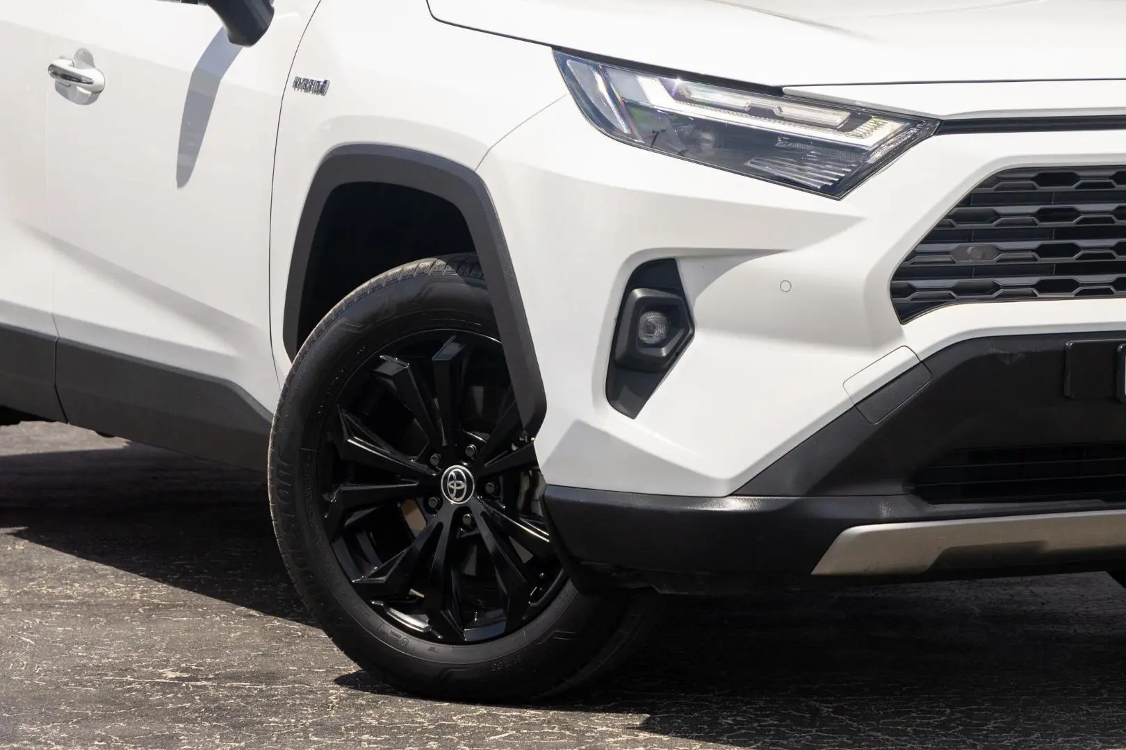 2022 Toyota RAV4 Gallery Image 6