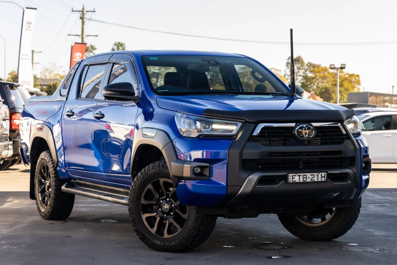 2021 Toyota Hilux Gallery Image 1