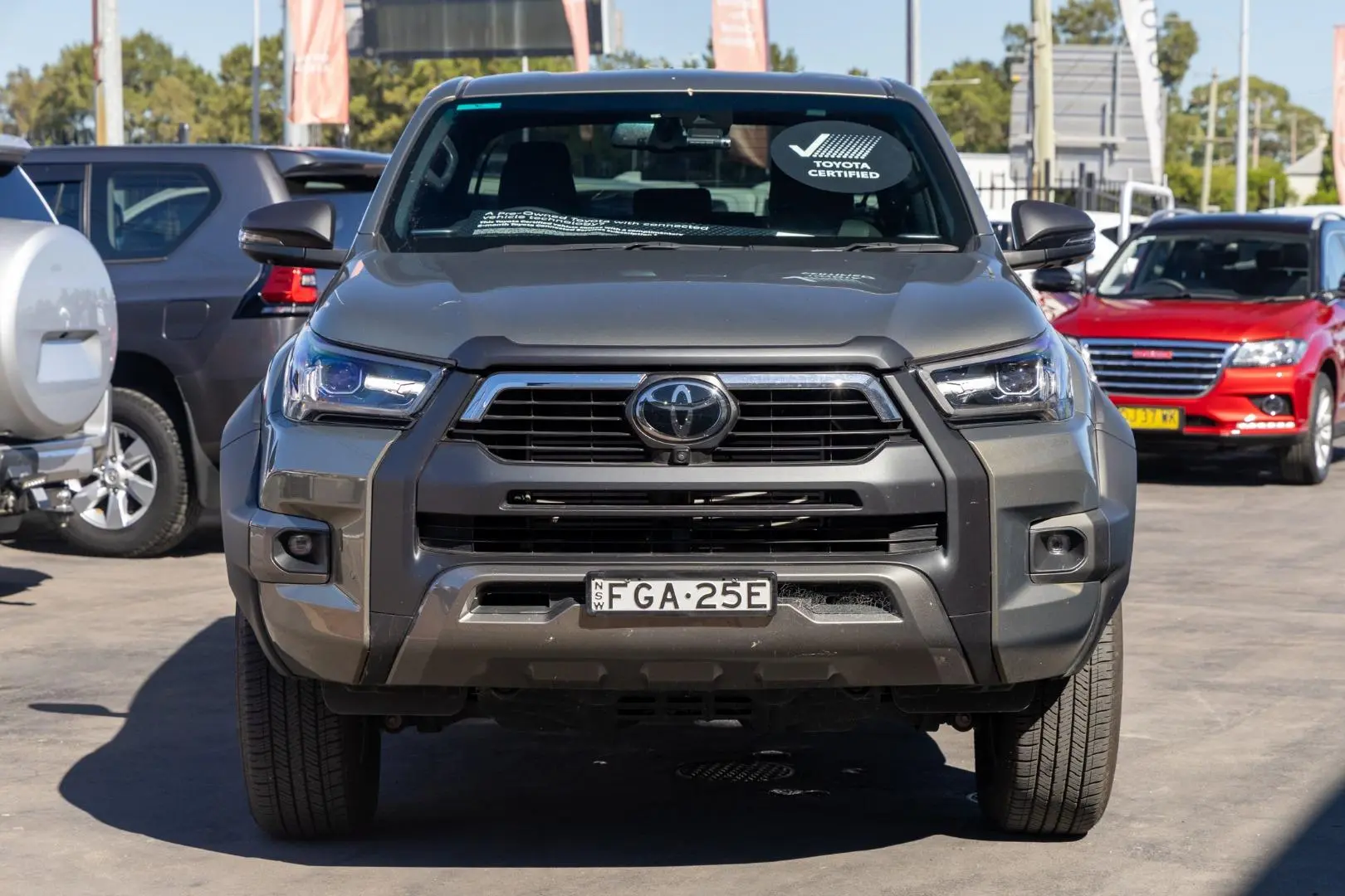 2024 Toyota Hilux Gallery Image 4