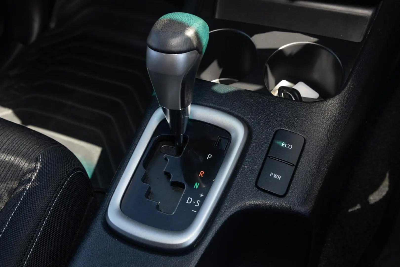 2023 Toyota Hilux Gallery Image 18