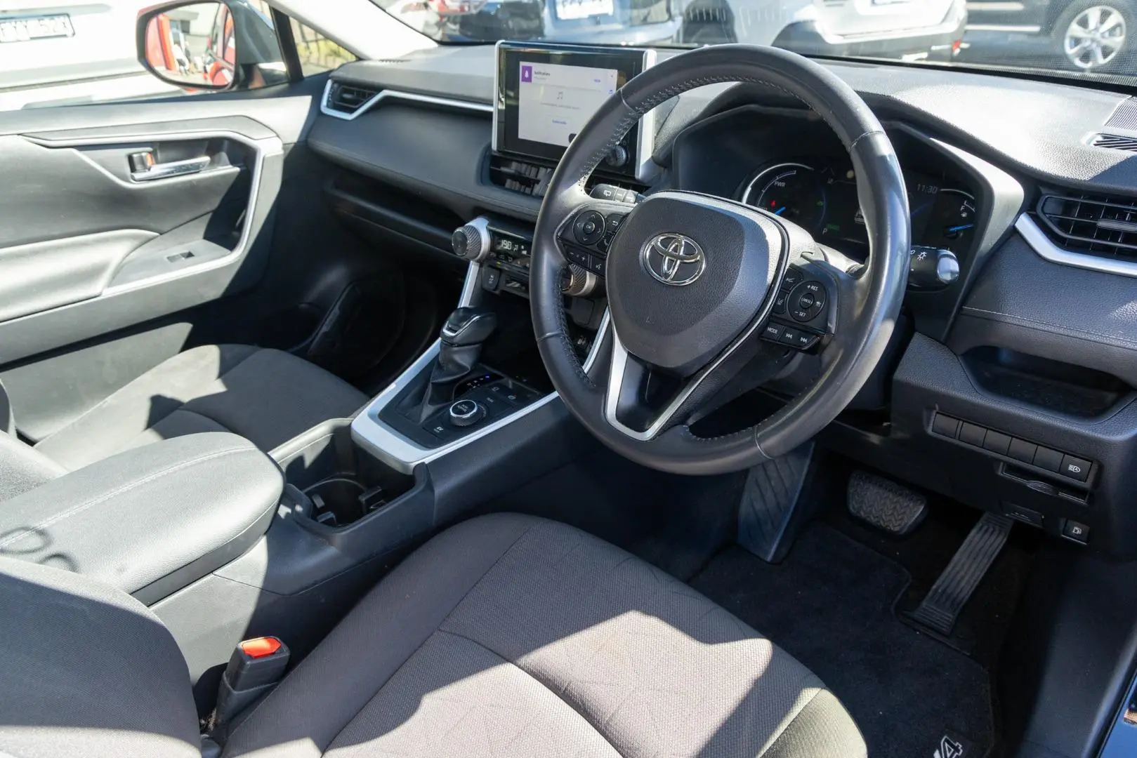 2022 Toyota RAV4 Gallery Image 7