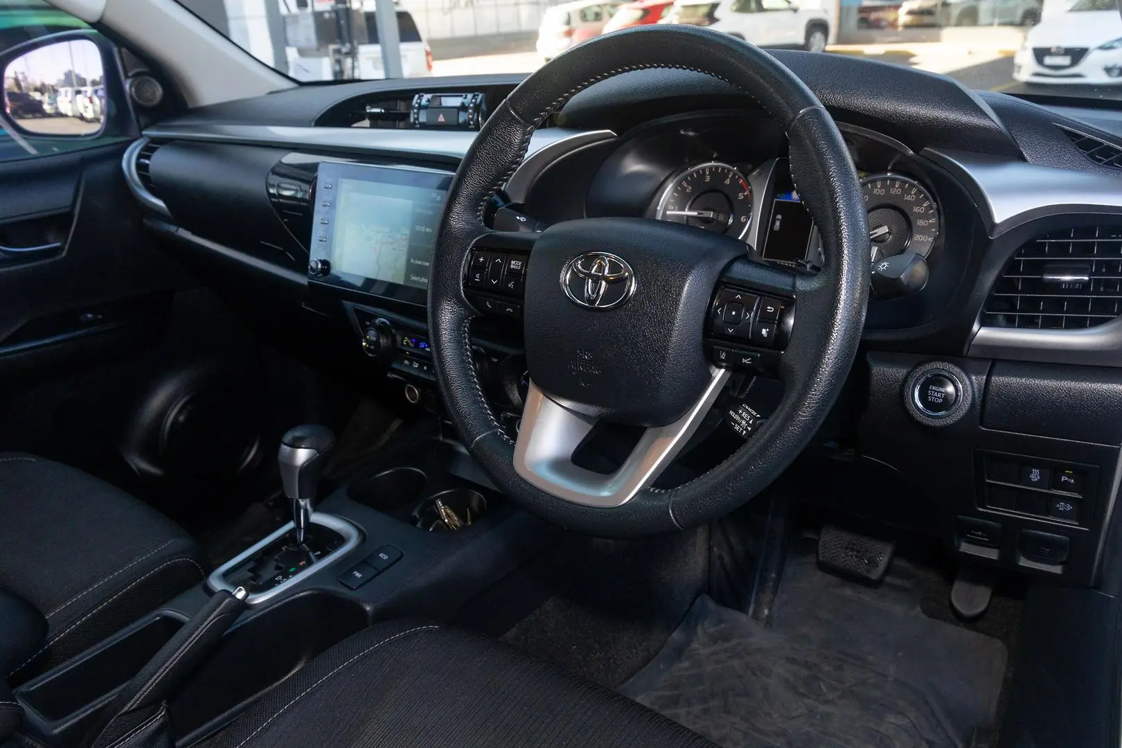 2022 Toyota Hilux Gallery Image 7