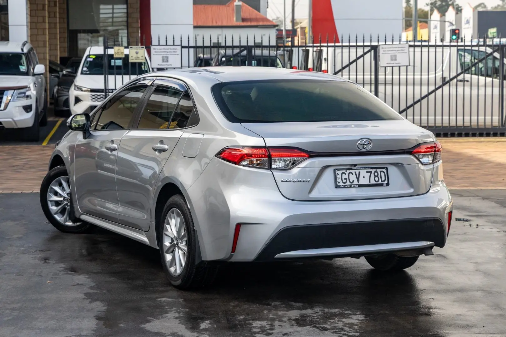 2020 Toyota Corolla Gallery Image 2