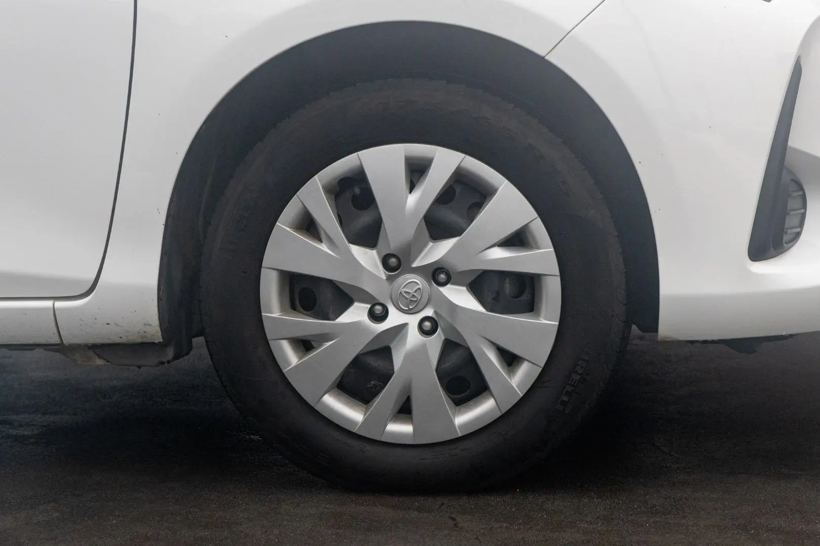 2019 Toyota Yaris Gallery Image 22