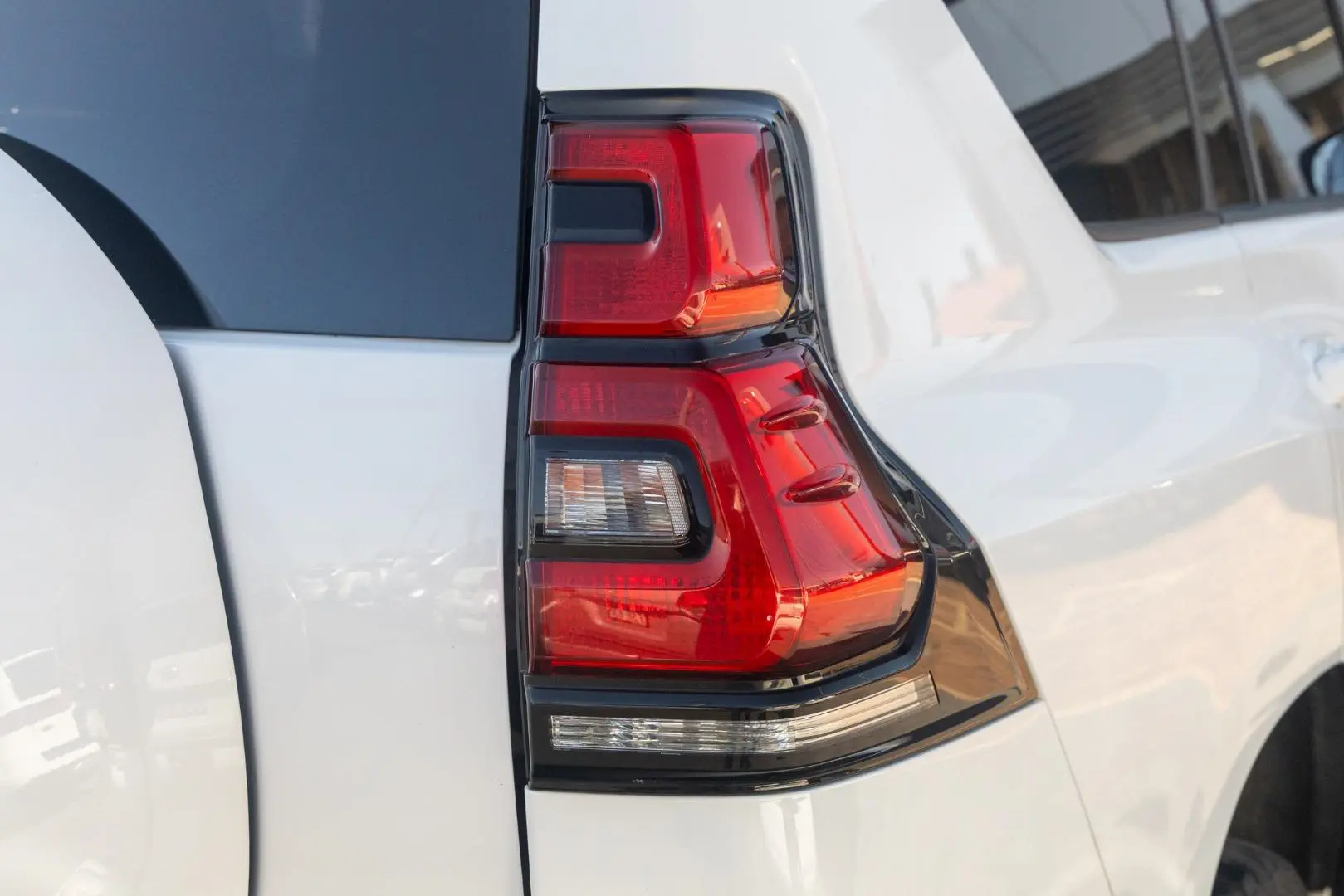 2019 Toyota Landcruiser Prado Gallery Image 19