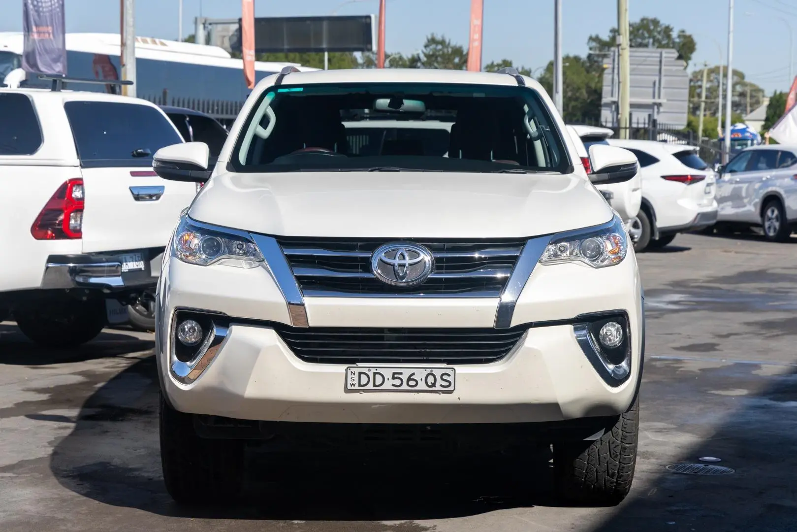 2019 Toyota Fortuner Gallery Image 4