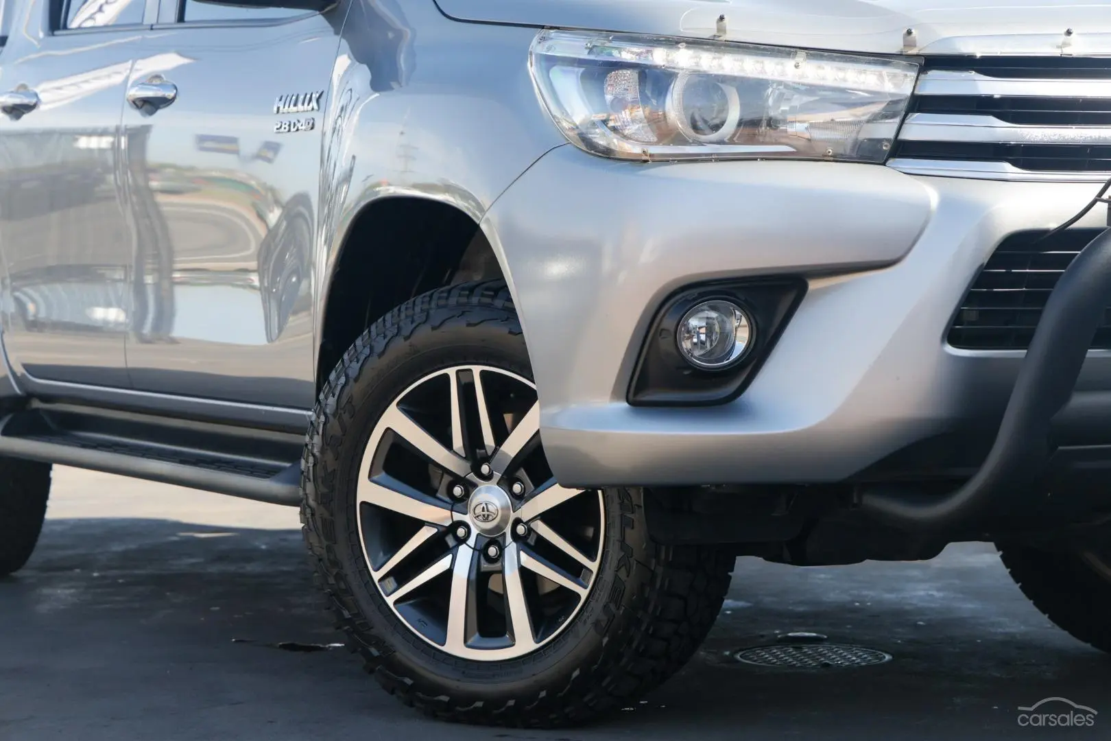 2017 Toyota Hilux Image 6