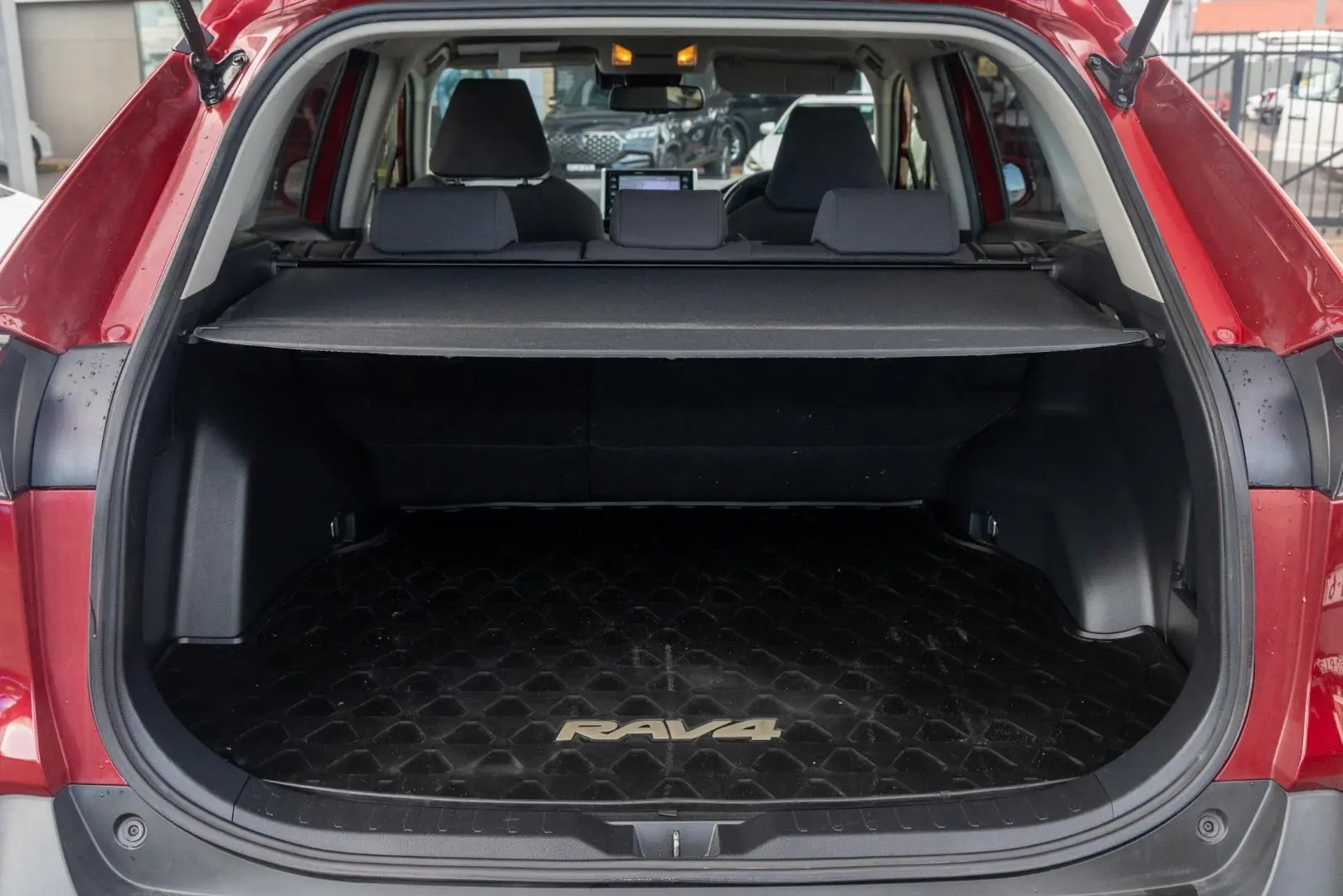 2020 Toyota RAV4 Gallery Image 19