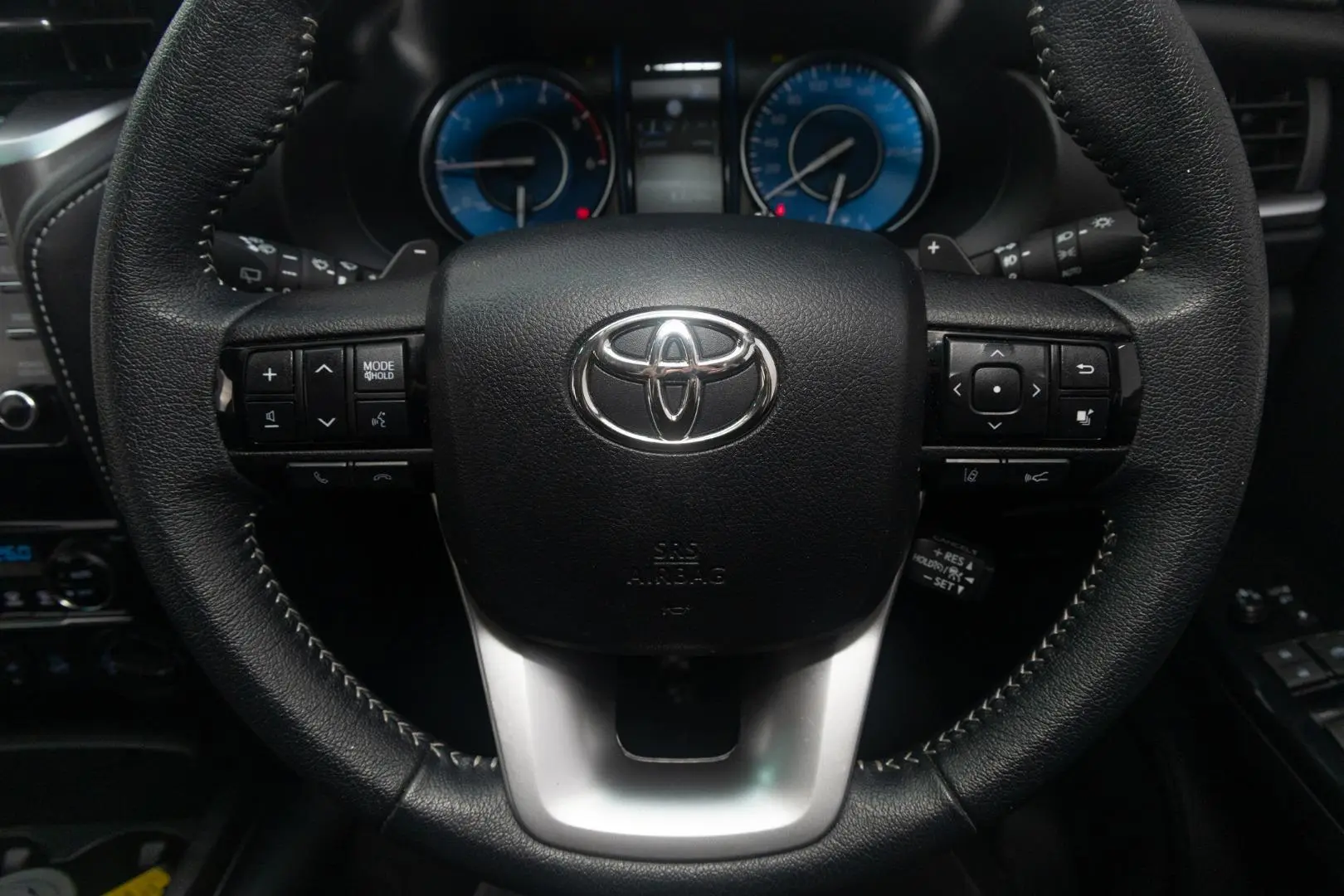 2022 Toyota Fortuner Gallery Image 10