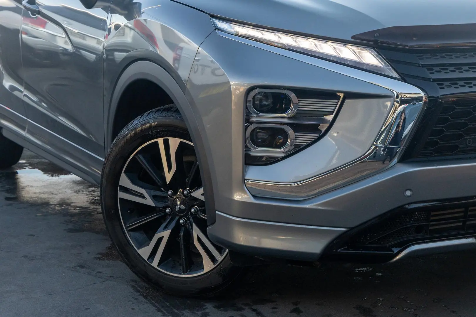 2020 Mitsubishi Eclipse Cross Gallery Image 6