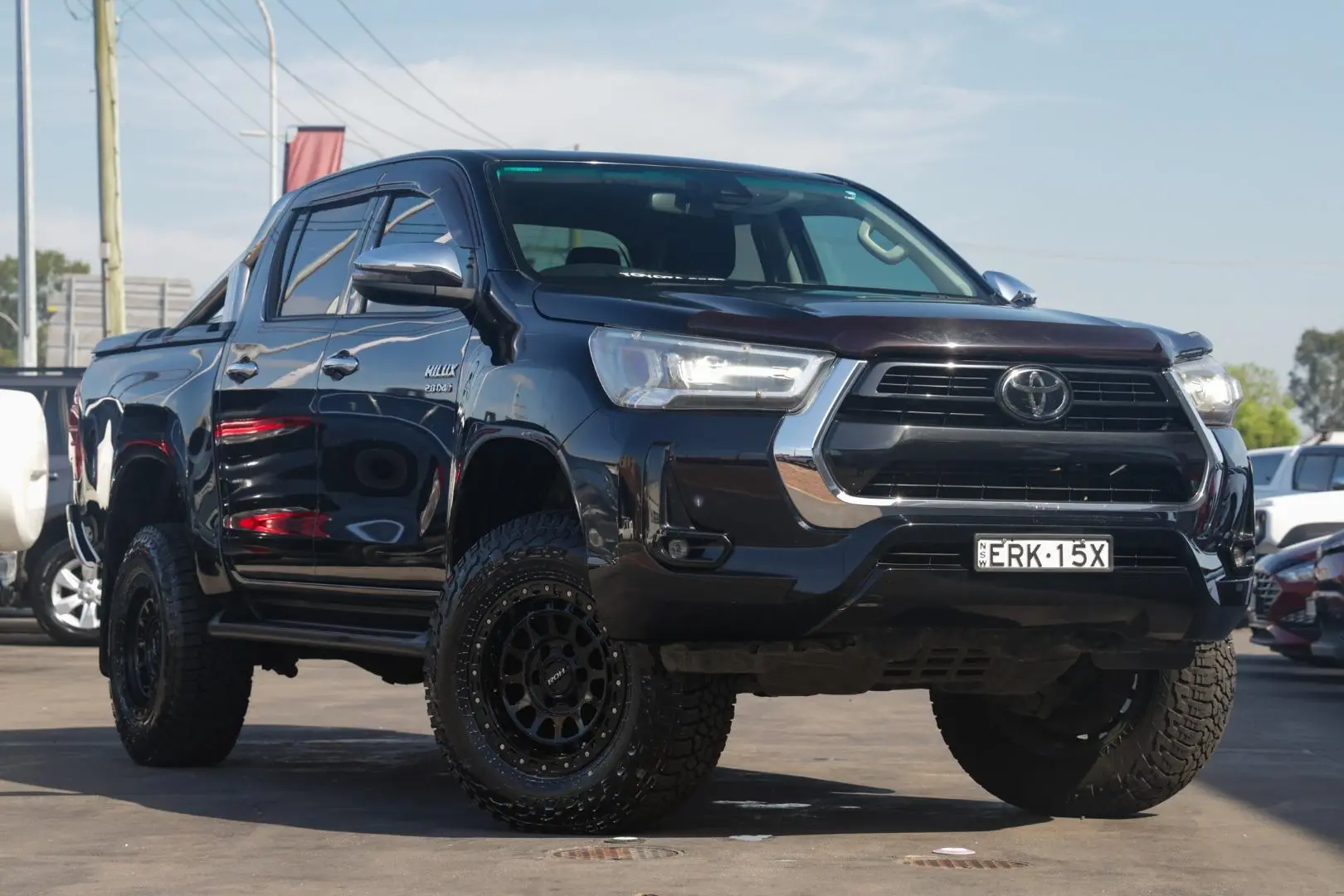 2021 Toyota Hilux Gallery Image 1