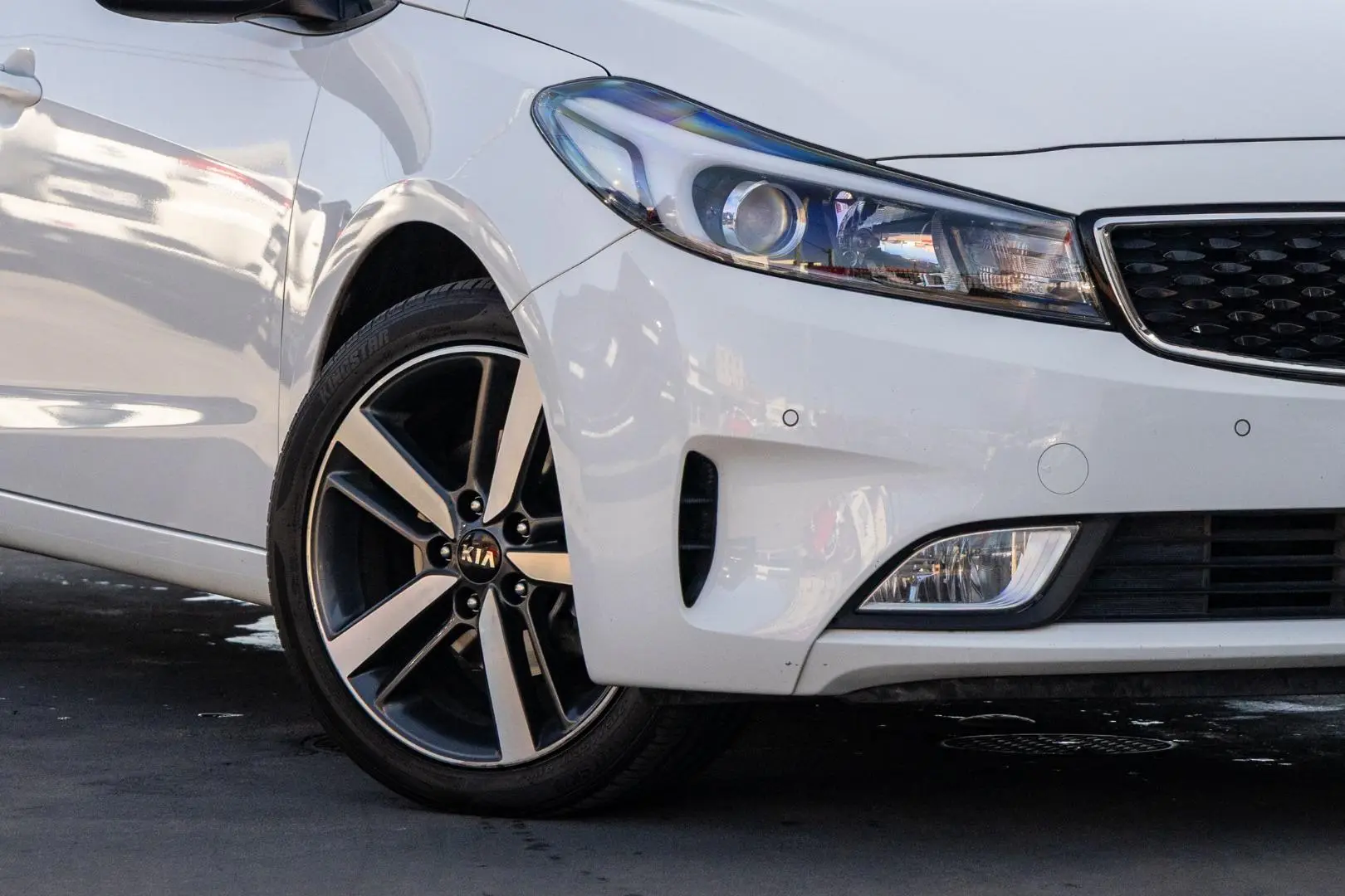 2018 Kia Cerato Gallery Image 6