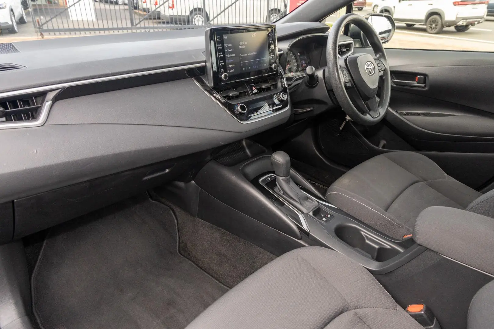2022 Toyota Corolla Gallery Image 8