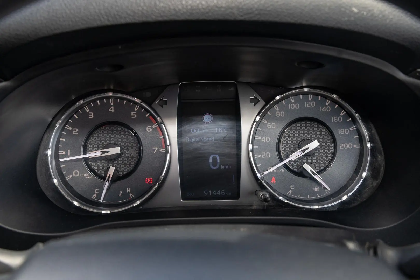 2021 Toyota Hilux Gallery Image 13