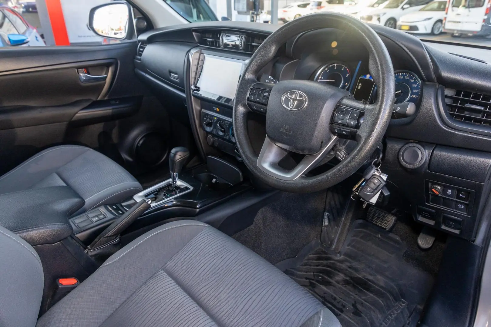 2021 Toyota Fortuner Gallery Image 7