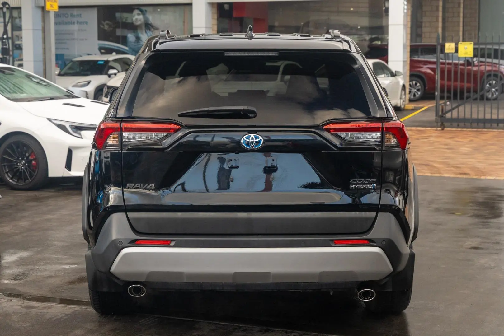 2022 Toyota RAV4 Gallery Image 5