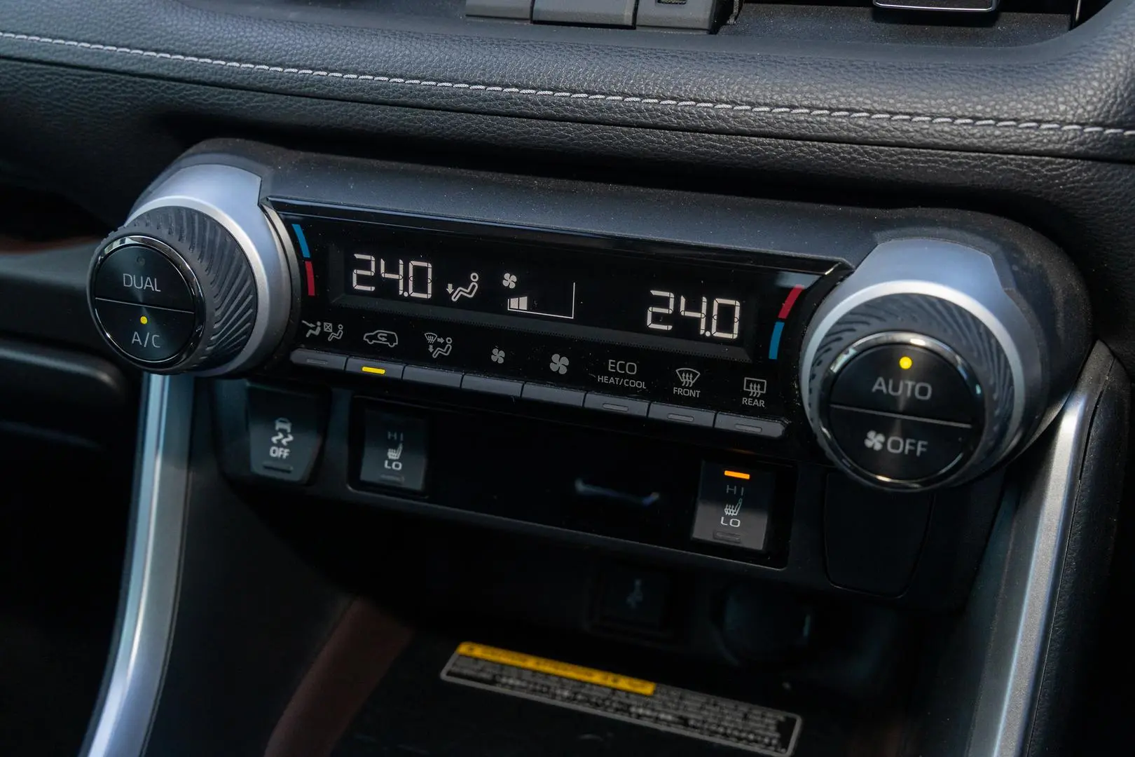 2021 Toyota RAV4 Gallery Image 16
