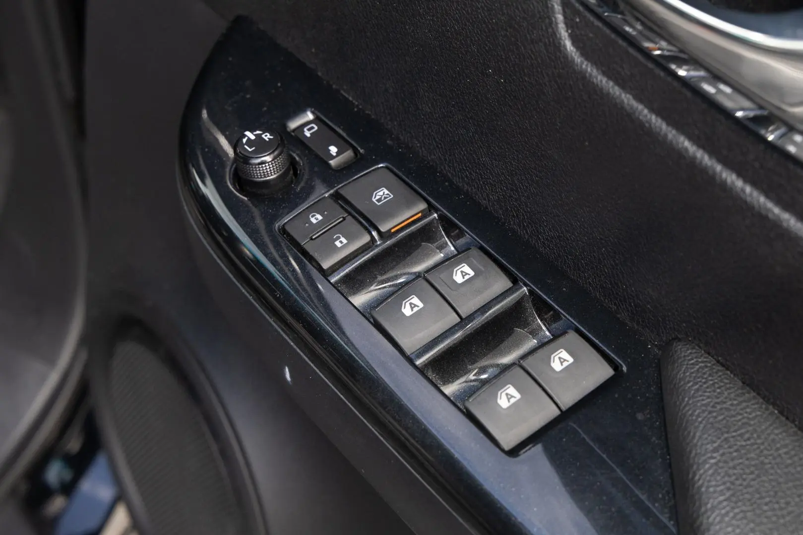 2024 Toyota Hilux Gallery Image 18