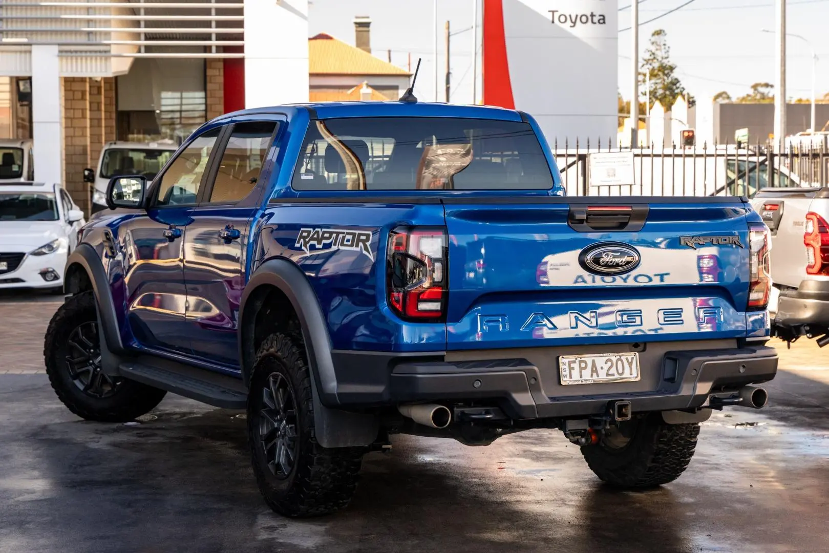 2025 Ford Ranger Gallery Image 2