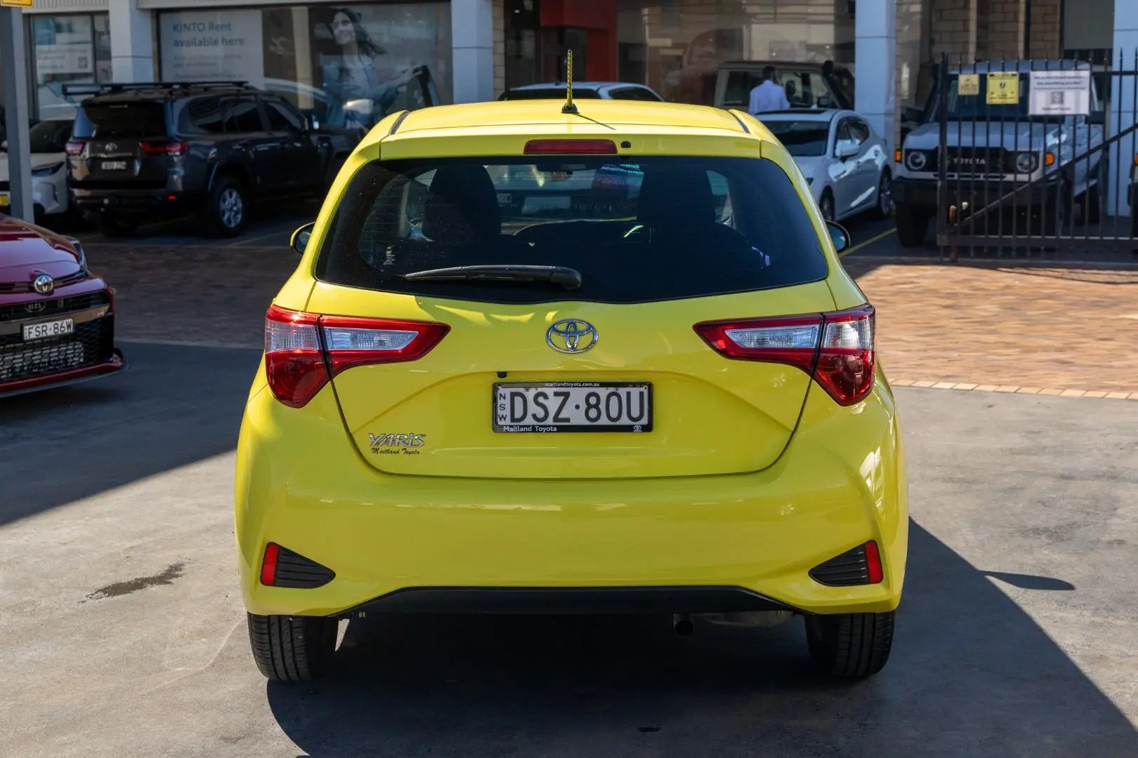 2017 Toyota Yaris Gallery Image 5