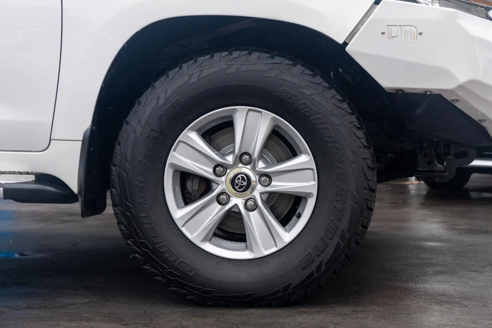 2017 Toyota Landcruiser Gallery Image 17