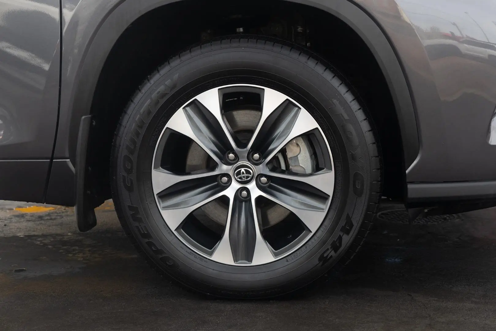 2021 Toyota Kluger Gallery Image 22