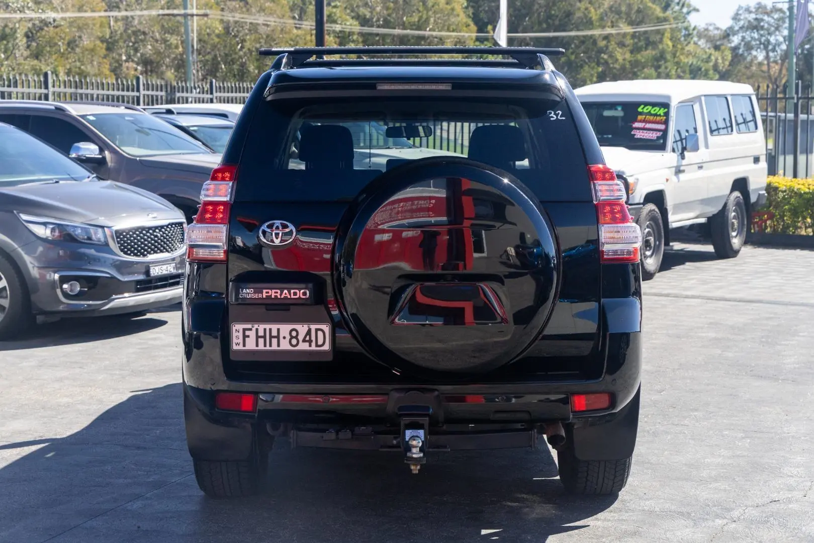 2017 Toyota Landcruiser Prado Gallery Image 5