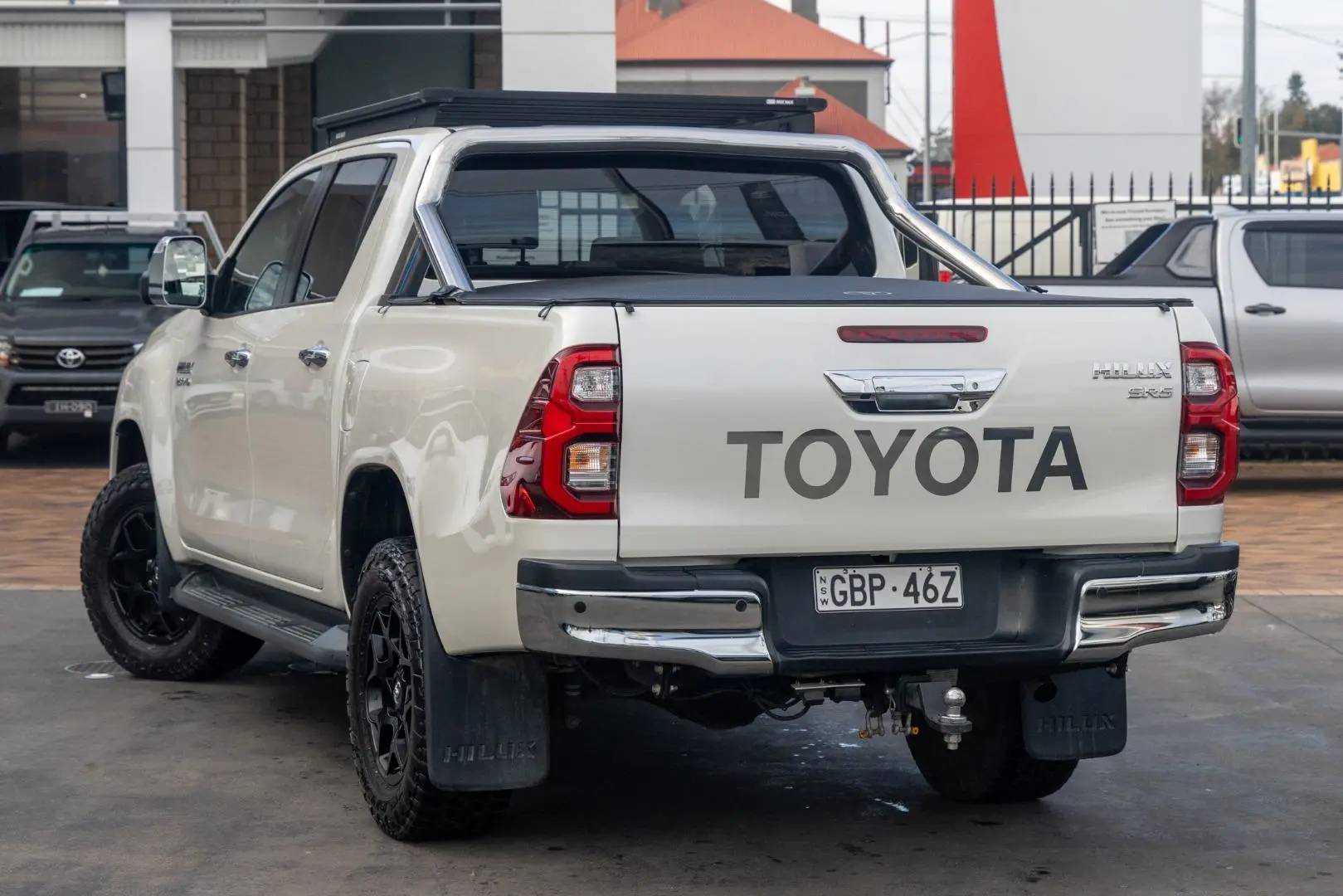 2020 Toyota Hilux Gallery Image 1